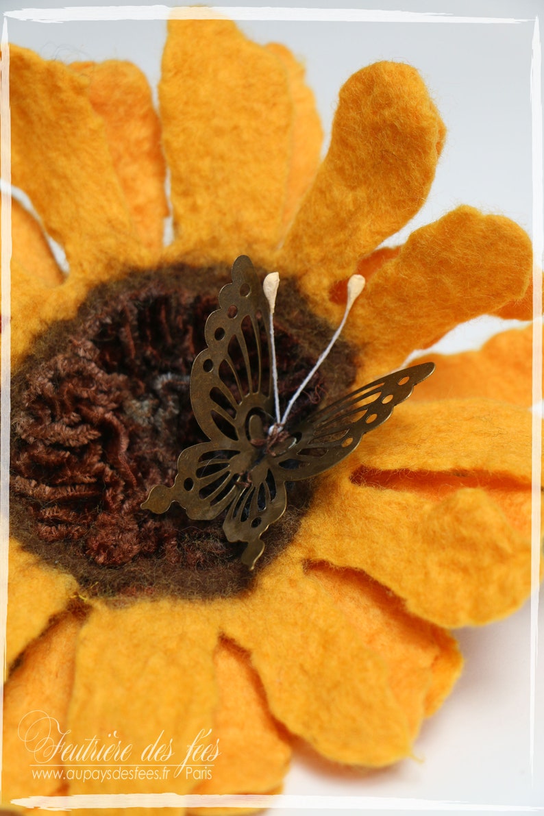 yellow and green women/'s hat in handmade felt and Tournesol silk Black