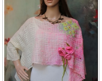 Pink, white and green women's over size top in handmade felt and silk "Flowering"