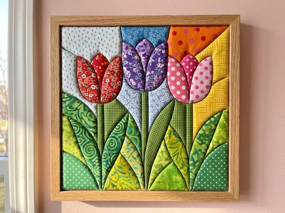 Kinusaiga Pattern Tulip PDF | Spring Floral Fabric Mosaic Template | Spring Themed Craft | Printable PDF Floral Craft Pattern