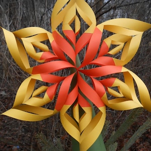 Christmas Tree Topper. CHOOSE YOUR COLORS. Twisted Star, Rustic Decoration, Holiday. Table Decoration.