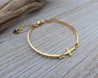 Kruisarmband. KIES JE KLEUR. Christelijk cadeau, jubileum, kerstcadeau, cadeaus voor haar, cadeau bruidsmeisje. Gouden kruis, zilveren kruis