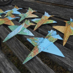 Vintage Map Paper Airplanes. CHOOSE YOUR PLANES. Escort Cards, Wedding Decoration, Party, Birthday, Travel Wedding.