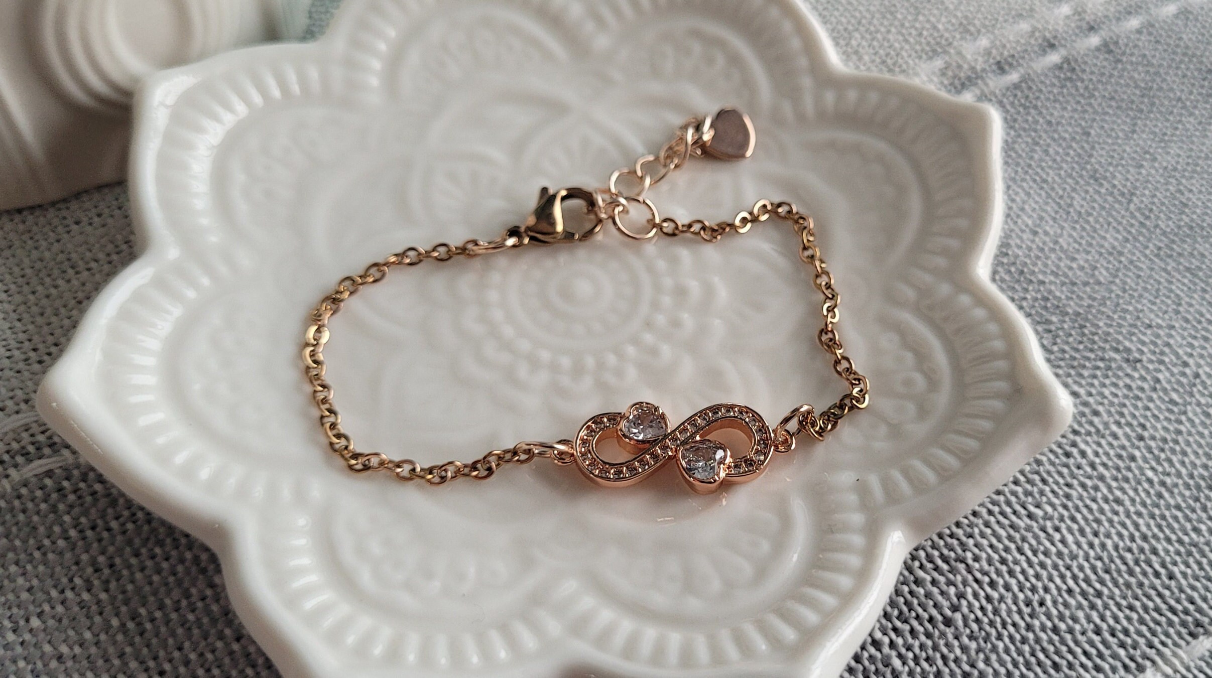 Bracciale Donna Infinito Cuore Regolabile – Argento, Con Confezione Regalo In Rafia – Simbolo Amore Eterno E Amicizia