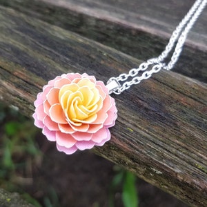 Dahlia Flower Necklace. CHOOSE YOUR COLOR Wedding Bridesmaid - Etsy