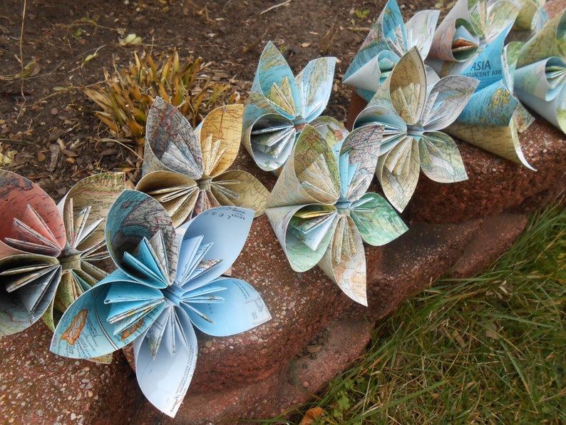 5 Huge Map Kusudama Paper Flowers. Great For Weddings, Centerpiece, Decoration, Gift. image 5