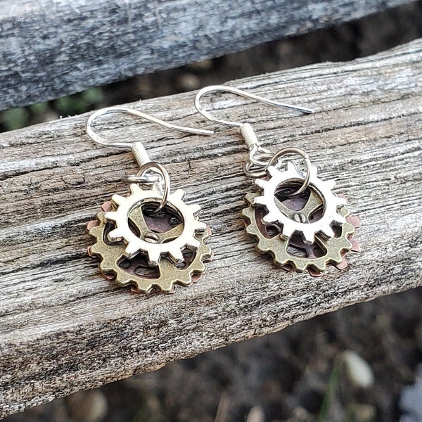 Steampunk Gear Earrings. Anniversary Gift, Birthday, Steampunk Jewelry, Gifts For Her