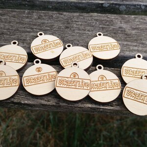 Colgantes de madera. ELIGE TU IMAGEN. Círculos de madera para colgantes, 1/8", cortados con láser. Aceptamos pedidos personalizados.