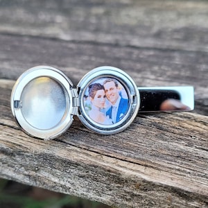 Photo Locket Tie Clip. Wedding, Men&#39;s Gift, Anniversary, Father&#39;s Day, Christmas Gift, Gift For Dad, Birthday. Custom Tie Clip