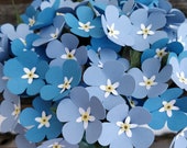 忘れな草の花束。色をお選びください。手作りの花束。センター