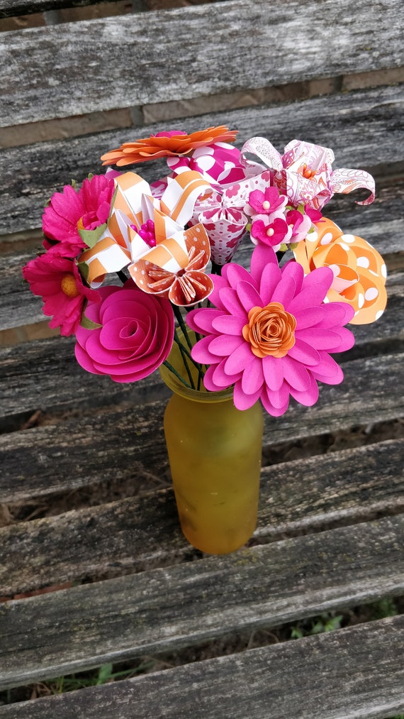 Colorful mini bouquet, random color matching