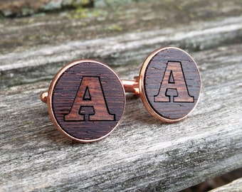 Boutons de manchette monogramme. CHOISISSEZ votre bois et vos lettres. Gravé au laser. Mariage, hommes, garçons d'honneur, papa.