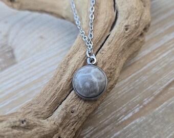 Petoskey Stone Necklace. 14mm Fossilized Coral. Christmas Gift, Anniversary Gift. Michigan Gift, Gift For Her, Michigan Necklace, Birthday