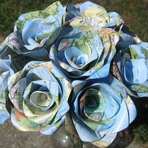 Rosa de papel con forma de mapa vintage. ELIGE TU CANTIDAD. Aniversario, cumpleaños, regalo de boda, San Valentín, decoración del hogar. Rosas con forma de mapa