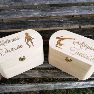 Caja de recuerdos personalizada para niños. Cofre del tesoro. Joyero infantil. Caja de tarjetas para bodas.