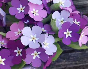 忘れな草の花束。色をお選びください。手作りの花束。センター
