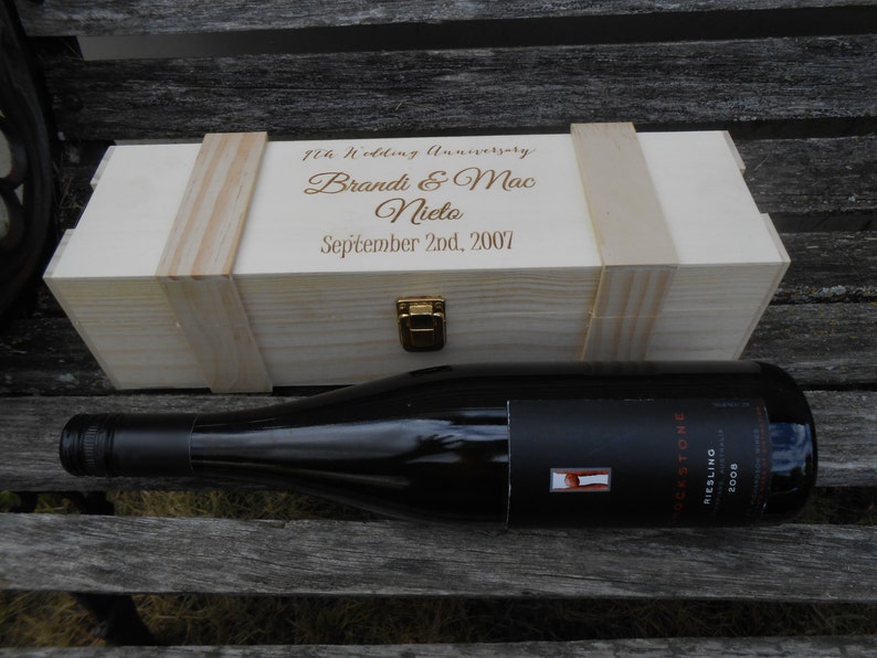 Personalized Wine Box. Laser Engraved. Groomsmen Gift