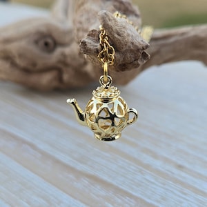 Teapot Necklace. Gift For Mom, Anniversary Gift. Birthday. Gifts For Her. Alice In Wonderland.