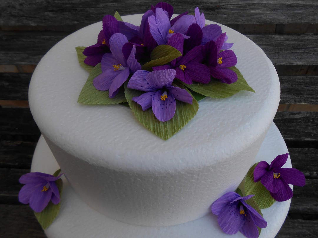 Fleurs comestibles - Mauve violette Decora IT D-0201013 : Creasweet : vente  et livraison de décoration de gâteau et tout pour les anniversaires,  multitude d'articles sous licence