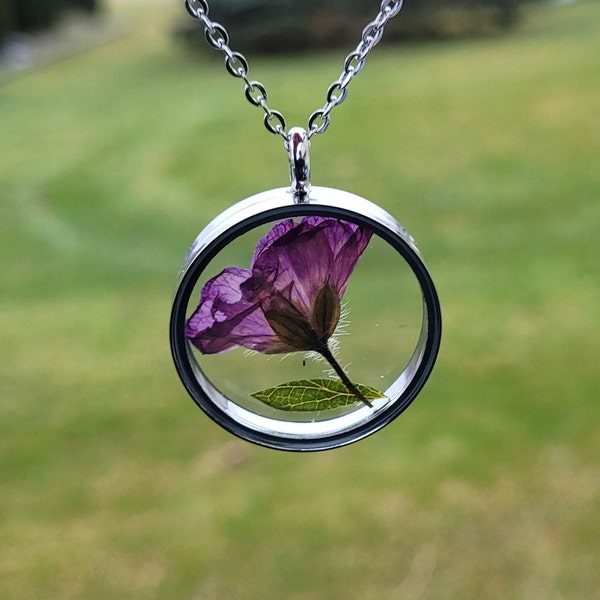 Purple Phlox Flower Necklace. Real Pressed Flower Necklace. Gift For Anniversary, Birthday, Mom. Christmas Gift Dried Flower Necklace