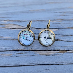 Custom Map Earrings.  CHOOSE YOUR PLACES.  Wedding,  Anniversary, Christmas Gift, Citizenship, Bridesmaid, Bridal.
