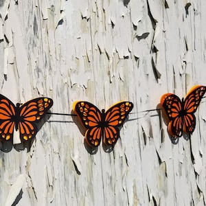 Butterfly Garland. 10 feet. CHOOSE YOUR COLORS. Wedding, Shower, Birthday, Home Decoration, Monarch.