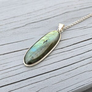 Labradorite Necklace. Birthday Gift, Anniversary Gift. Gift For Mom. Labradorite Pendant