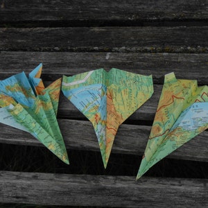 Vintage Map Paper Airplanes. CHOOSE YOUR PLANES. Escort Cards, Wedding Decoration, Party, Birthday, Travel Wedding.