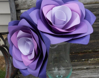 Rosas ombré moradas. Regalo, primer aniversario, día de San Valentín, día de la madre. Regalo para ella, regalo para él. Regalo de aniversario