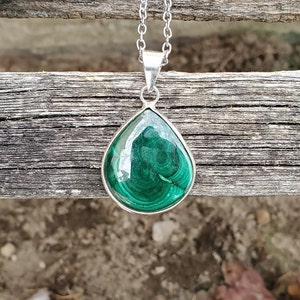 Green Malachite Necklace. Gifts For Her, Birthday Gift, Anniversary Gift. Gift For Mom. Malachite Pendant