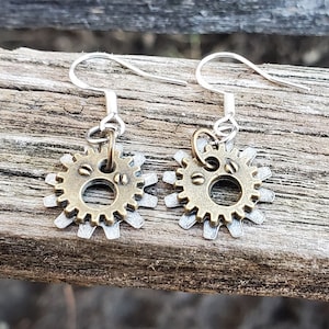 Steampunk Gear Earrings. Anniversary Gift, Birthday, Steampunk Jewelry, Gifts For Her