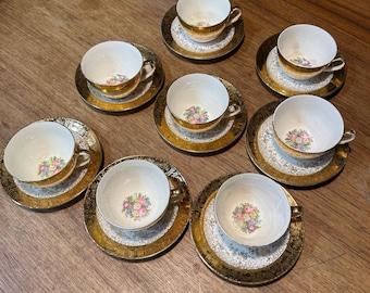 Vintage Edwin M knowles 22-Karat Gold Semi Vitreous Floral 8 Teetassen 8 Untertassen
