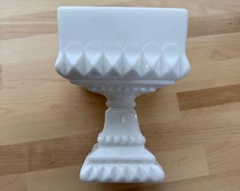 Vintage 50er Jahre Milchglas quadratischer Sockel Bauernhaus Kompott Candy Trinket Dish Bowl Schüssel
