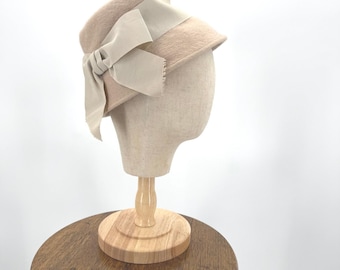 Vintage Henry Pollack New York Melosoie Bow Felted Wool Cloche Bucket Hat