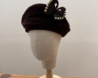 Vintage Mid-century Handmade Butterfly Pearl Ribbon Ornament Velvet Beret Hat