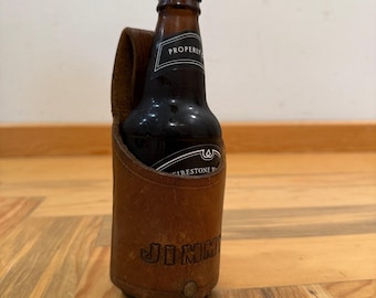 Vintage Bier Holster Western Cowboy ""Jimmy"" Flaschenhalter aus Leder."
