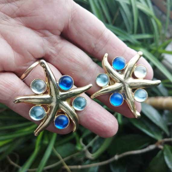 Vintage starfish earrings, gold and blue Large cl… - image 3