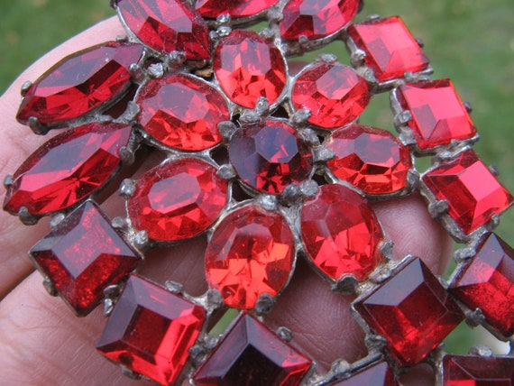 Oversized Antique red crystal dress clip, art dec… - image 5