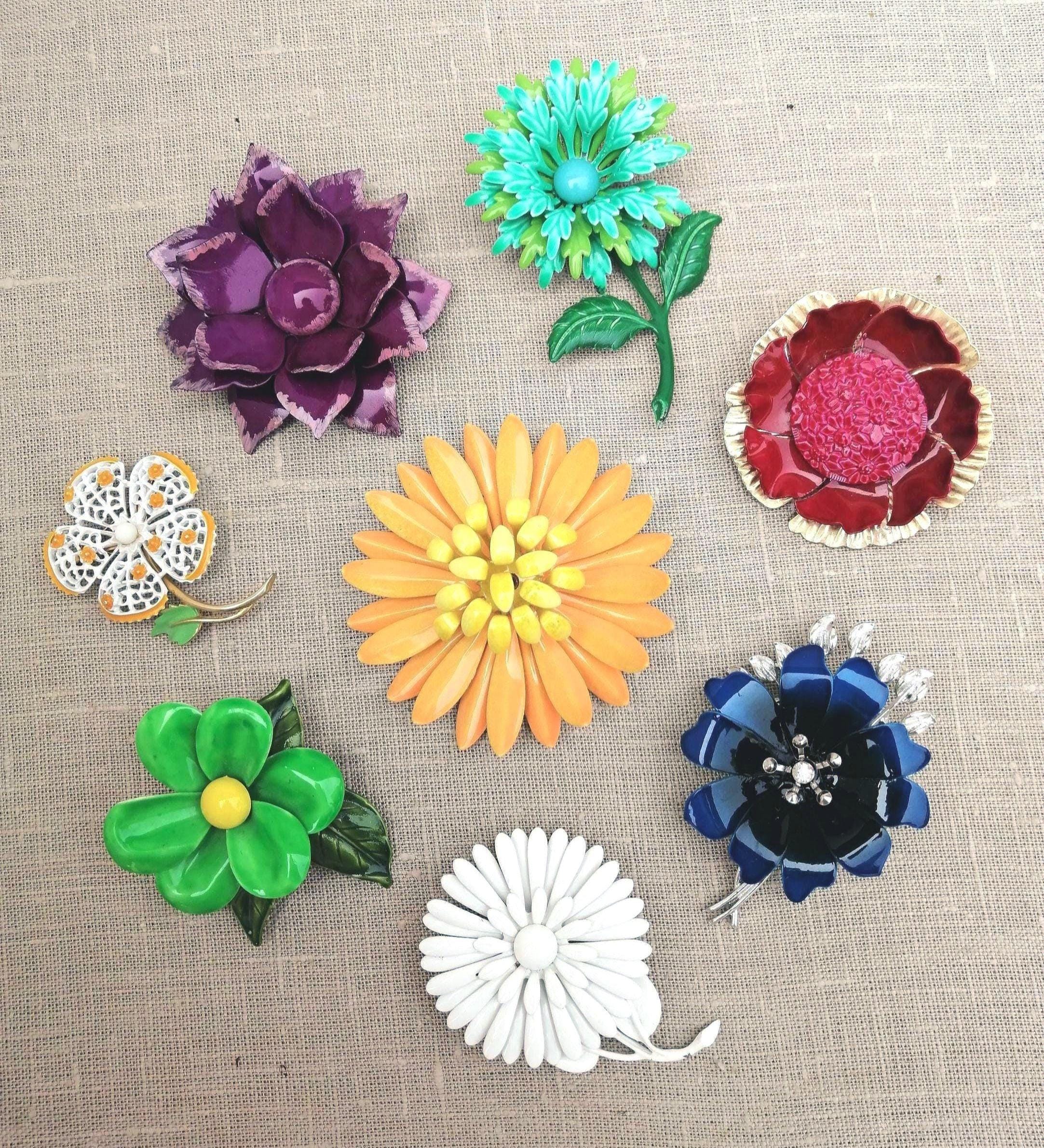 Green Brooch - Etsy