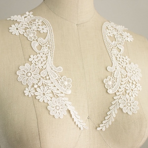 Floral Off White Venise Lace Two Piece Appliqué Bridal Veil Wedding Dress Tops Blouse One Pair Venice Lace Collar Vintage Style