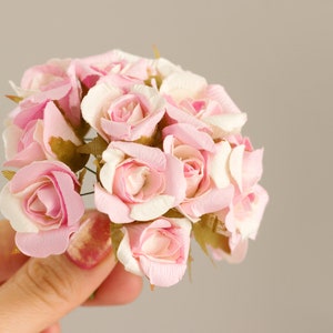 Mauve Heirloom Two Tone Paper Flowers / Curled Petals / 25 Mm Roses ...