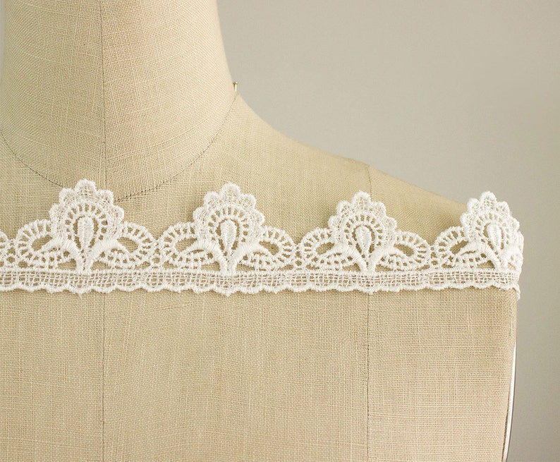 Petunia Venice Lace White Victorian Princess Style Lace Trim / Vintage Style / Bridal Veil Wedding Dress / Baby / Crowns Gifts Scrapbooking image 2