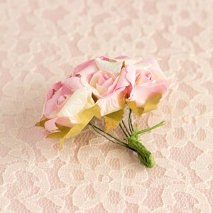 Mauve Heirloom Two Tone Paper Flowers / Curled Petals / 25 Mm Roses ...