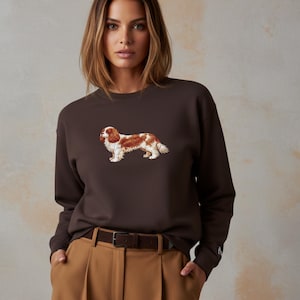 Heritage Custom Cavalier King Charles Spaniel Embroidered Sweatshirt Personalised Initial Sleeve Dog Mum Gift Custom Pet Lover Crewneck