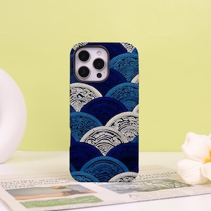 Dunkelblaue, gemusterte, magnetische und robuste Handyhülle für iPhone 17/16/15/14/13 Pro Max, 17 Air, 16/17e, XS, SE, XR, glänzend/matt, personalisierbare MagSafe-Abdeckung