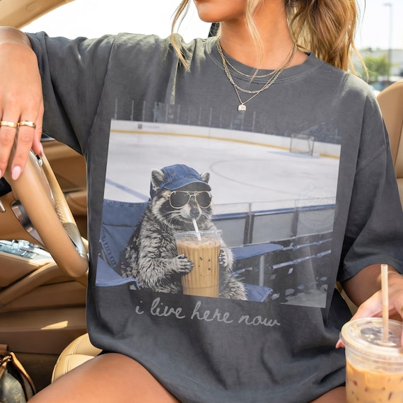 Funny Raccoon Live Here Hockey Mom Print PNG,Boy Aquarium,Hockey Mama, Goalie Girlfriend,Hockey Bookish Girls, Hockey Book,Girlfriend Mama
