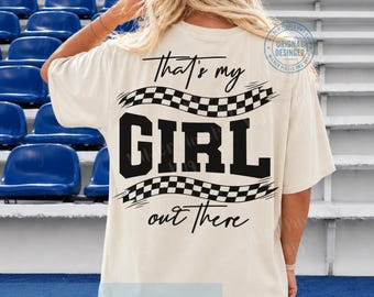Esa es mi chica, pista de tierra, camiseta oscura, solo estilo BMX Motocross Mamá PNG, imágenes prediseñadas de pista de tierra, saltos de carreras de motocross de viaje, empuja maldito gas