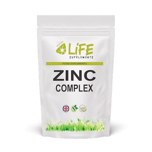 Könnte beinhalten: Weißer Beutel mit Zinc Complex von Nutri Life Supplements. Die Verpackung zeigt den Markennamen in Grün und die Worte "Food Supplements" in einem grünen Balken. Der Boden des Beutels hat ein grünes Grasdesign.