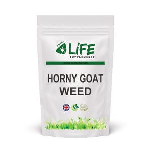 Op de afbeelding: Witte zak van Nutri Life Supplements Horny Goat Weed. De verpakking heeft een groen en wit logo met de woorden "Life Supplements" en "Food Supplements". De tekst "Horny Goat Weed" staat prominent in grote, vette letters. De zak bevat ook een Britse vlag-icoon en een "Clean Product"-zegel.