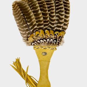 Turkey Smudge Fan with Dalmatian Cabochon