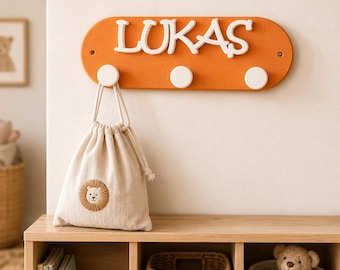 Perchero para niños pequeños con nombre / Perchero de pared personalizado de 3 ganchos para la habitación infantil / Organizador de rutinas diarias